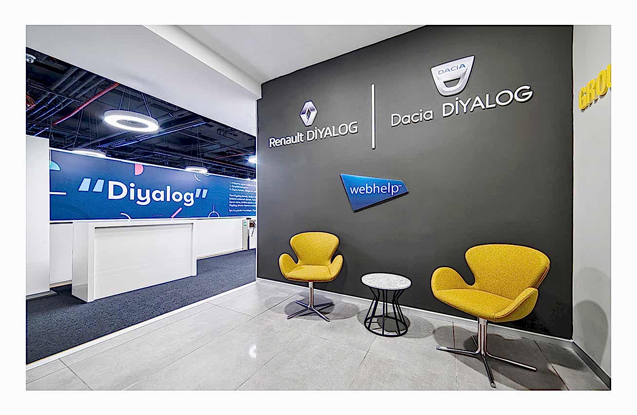 WEBHELP RENAULT DIALOG - CASPER PLAZA